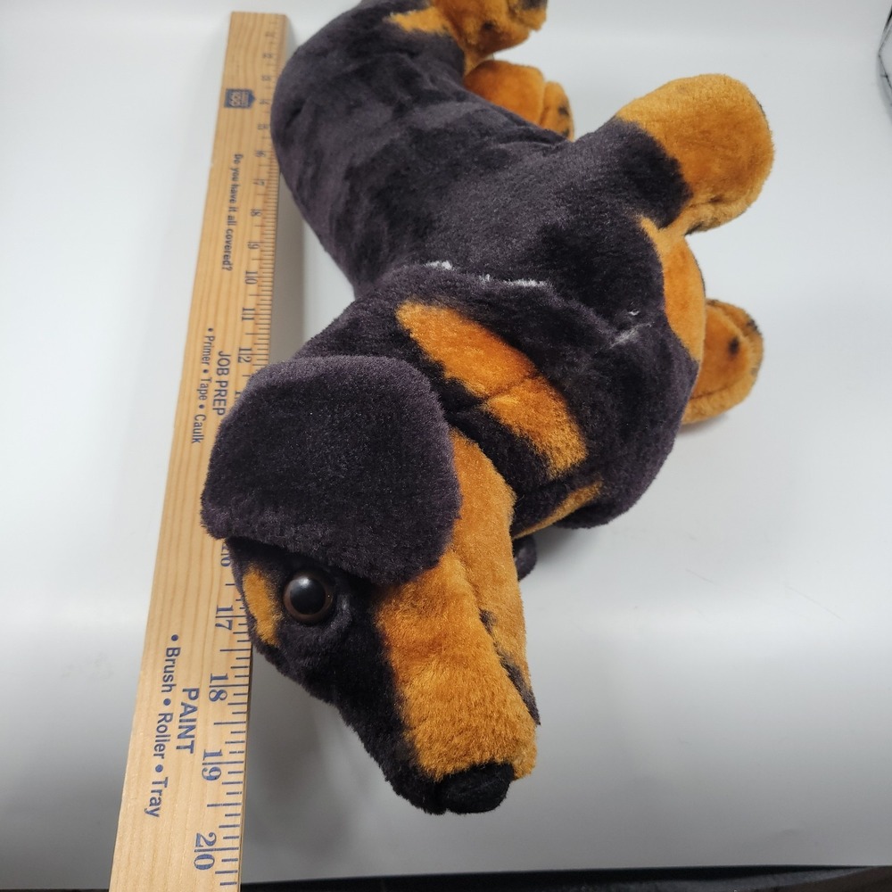Melissa & Doug Dachshund Weiner Dog 20"‎ Plush Black & Tan Realistic Puppy - Picture 12 of 13